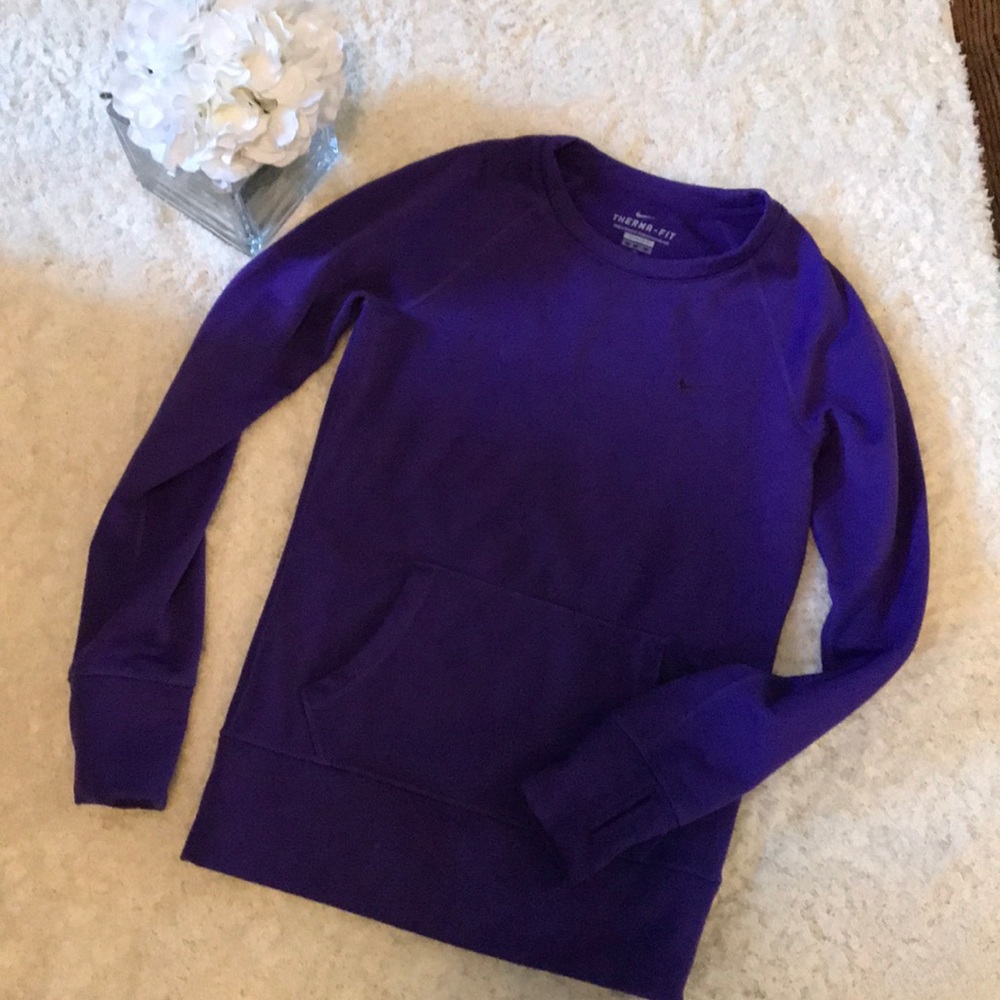 Nike Therma-Fit sweatshirt (size XS)